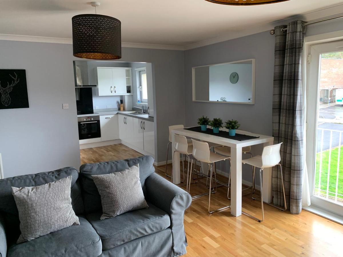 Flat Five, 212 Eaglesham Road, East Kilbride, Glasgow Ngoại thất bức ảnh