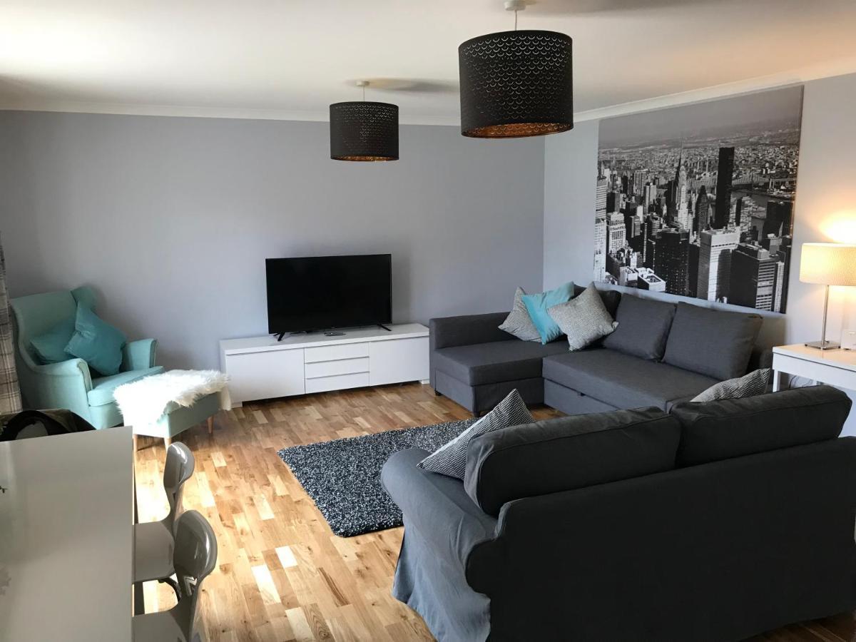 Flat Five, 212 Eaglesham Road, East Kilbride, Glasgow Ngoại thất bức ảnh